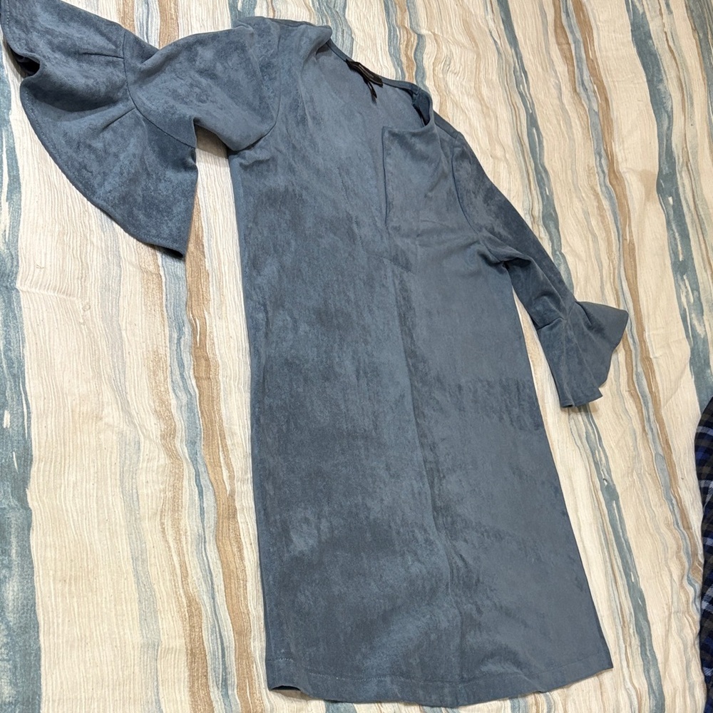 BCBGMaxAzria Gray Midi Dress